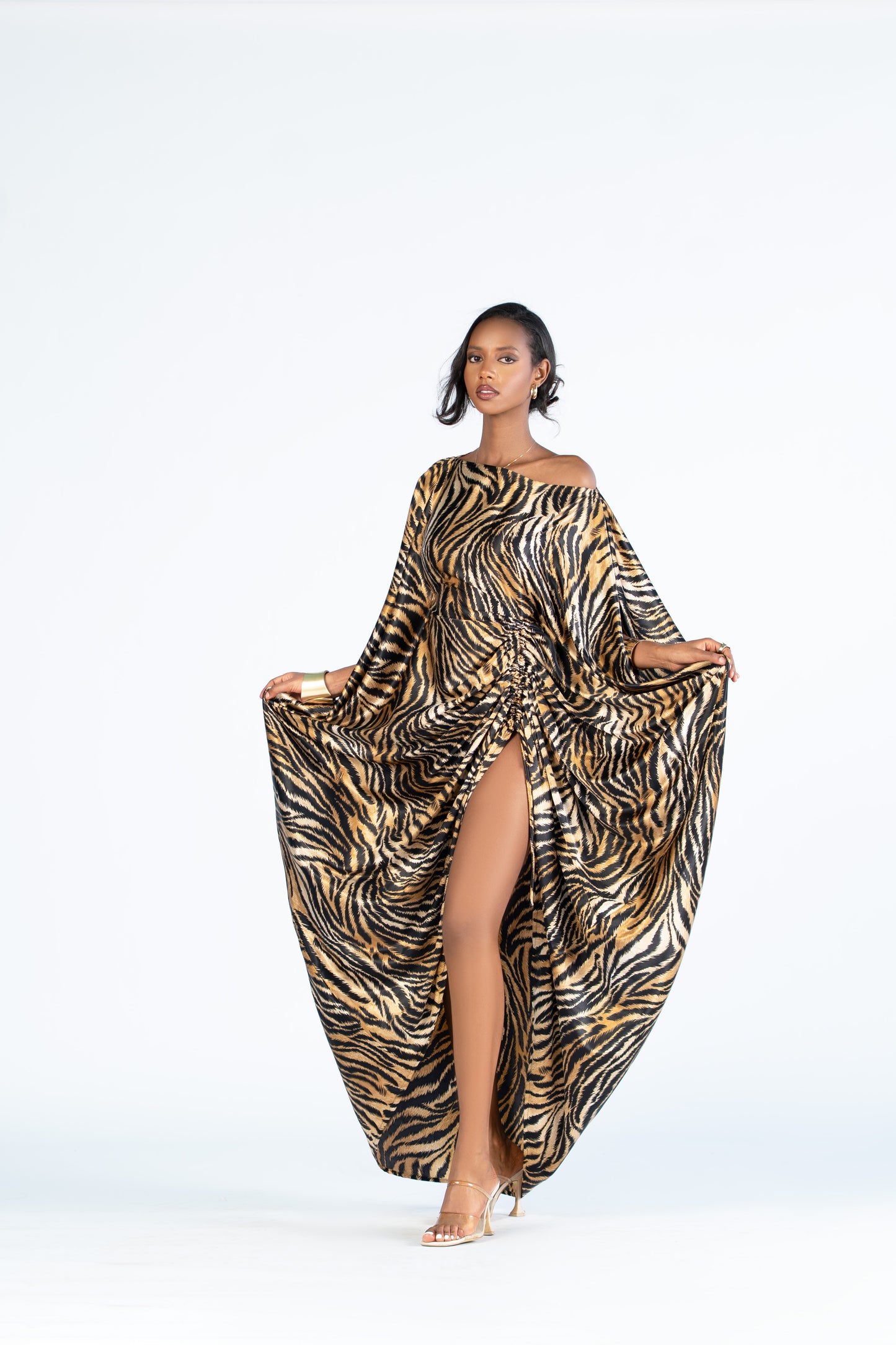 Savannah Luxe Slit Derac - Maxi Dress